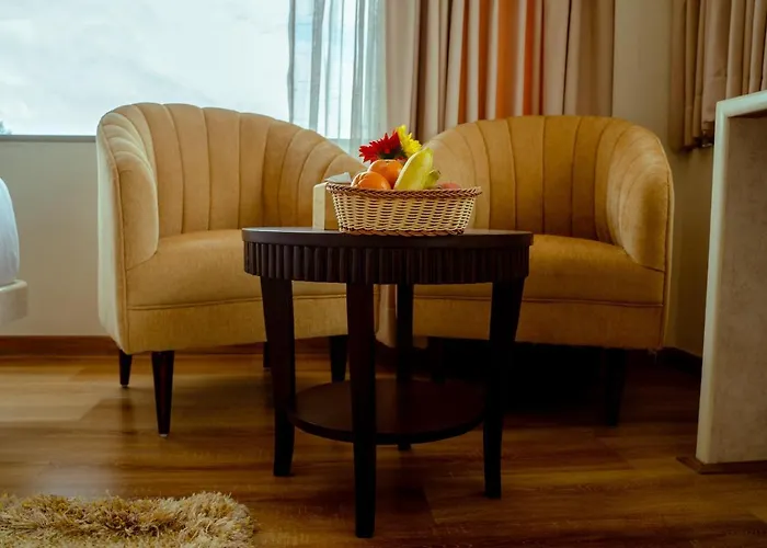 Hotel Black Diamond - Transit Point Inside Airport Katmandou