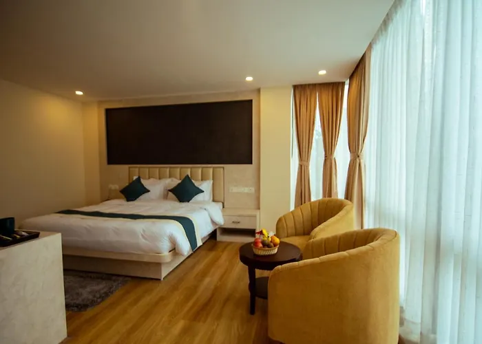Hotel Black Diamond - Transit Point Inside Airport