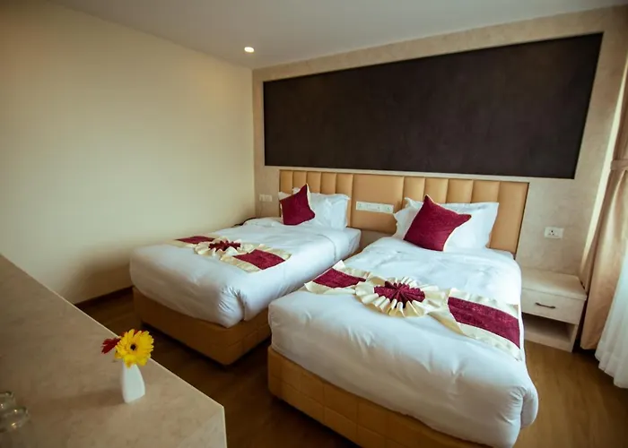 Hotel Black Diamond - Transit Point Inside Airport Katmandou