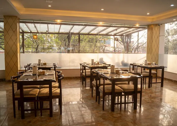 Hotel Black Diamond - Transit Point Inside Airport 4*